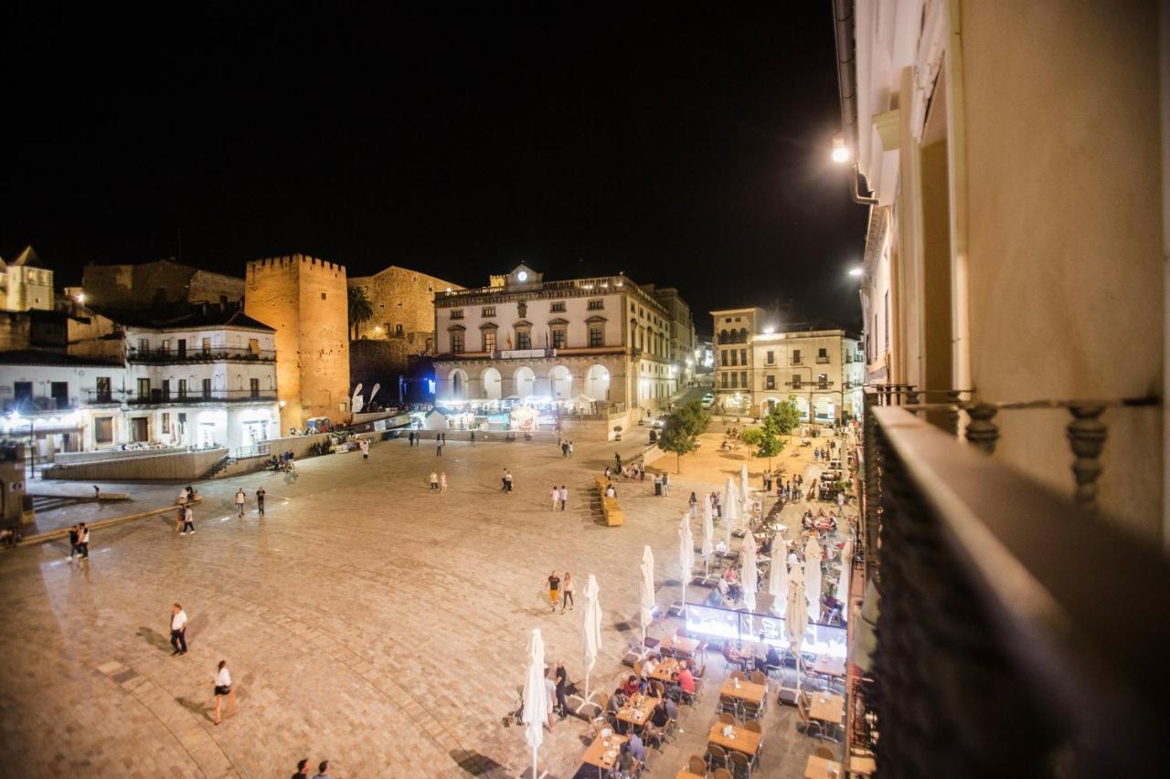 Apartamentos Soho Boutique Plaza Mayor Caceres Exterior photo